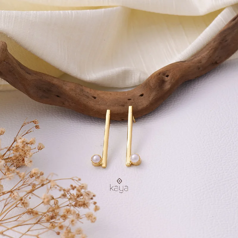 Women’s eco-friendly earrings-Pearl Bar Stud Earrings - AS100852