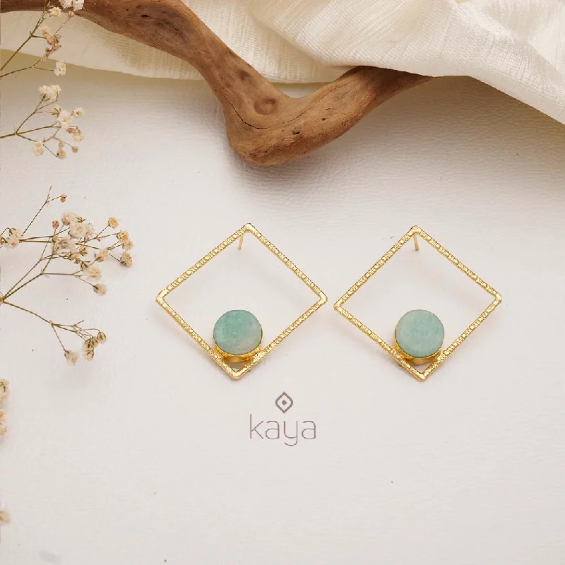 Women’s nature-inspired earrings-Natural Raw Stone With Square Shape Earrings (color option) -  KE100746