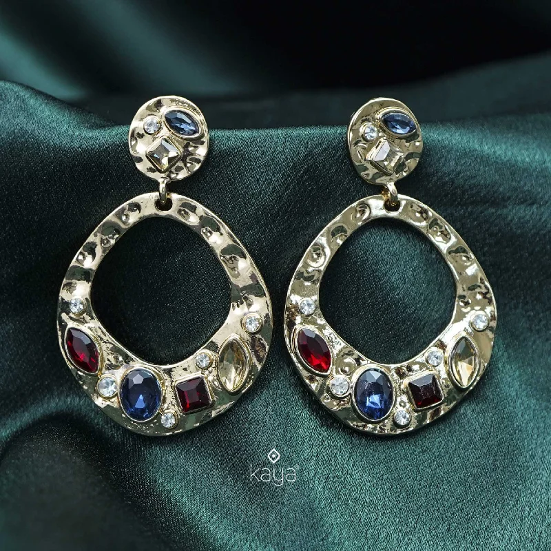 Women’s holiday earrings-Gold Plated Geometric Shaped Stone Studded Earrings - PT100252