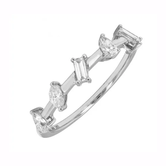 Women’s heart-shaped ring-Diamond Band Ring