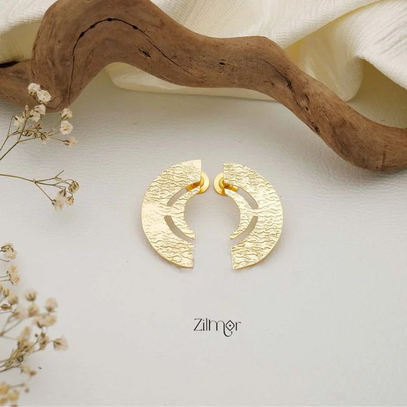 Women’s holiday earrings-Half Moon Brass Stud Earrings - AS100734