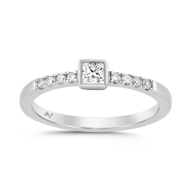 Women’s eco-friendly diamond ring-LADIES RING 0.25CT ROUND/PRINCESS DIAMOND 14K WHITE GOLD