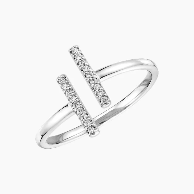 Women’s emerald-cut diamond ring-Delicate Pavé Split Bar Fashion Ring