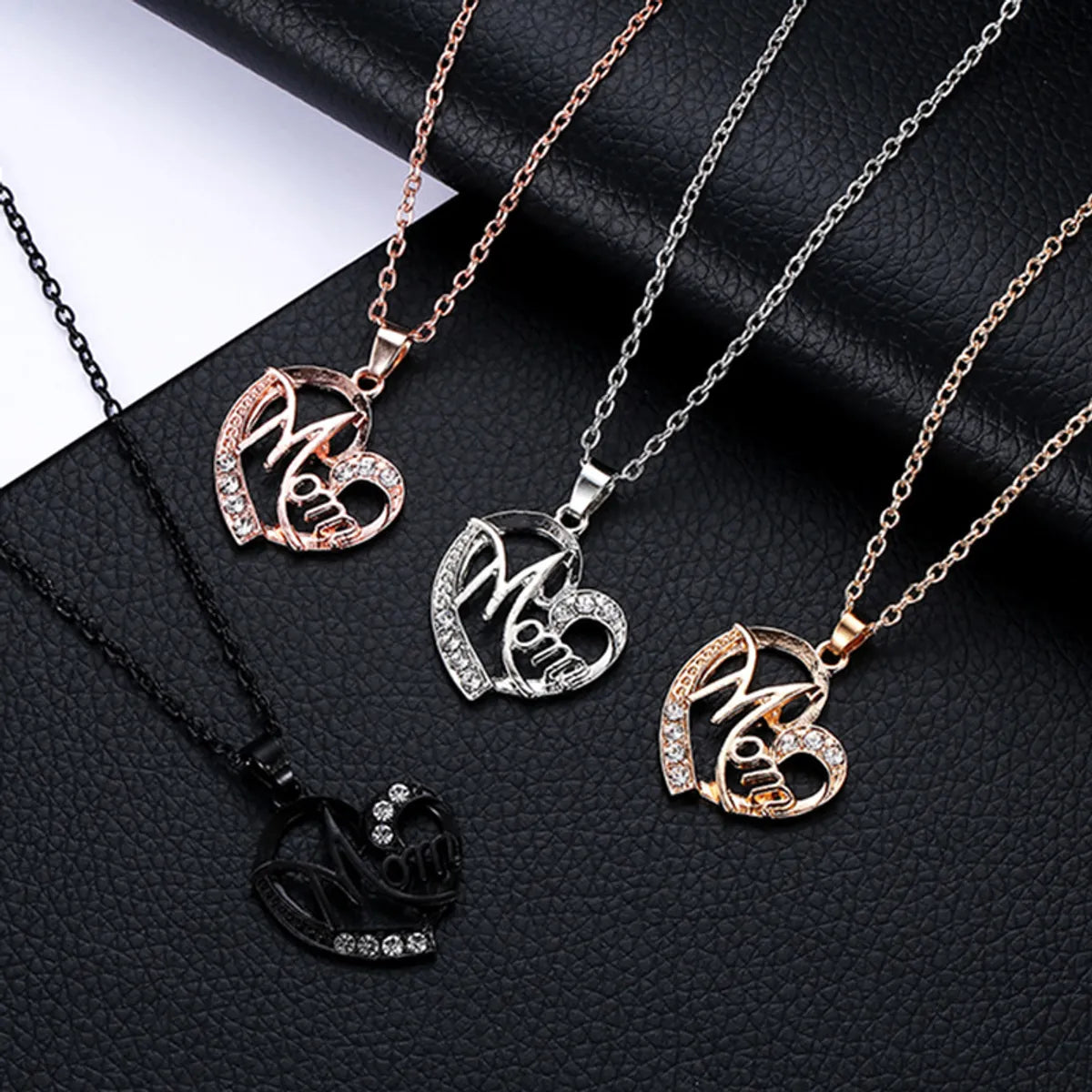 Women’s chic gold pendant necklace-European And American New Creative Necklace  Hot Sale Women's All-match Mom Heart Shape With Diamond Necklace Female Pendant Wholesale Mother's Day Gift