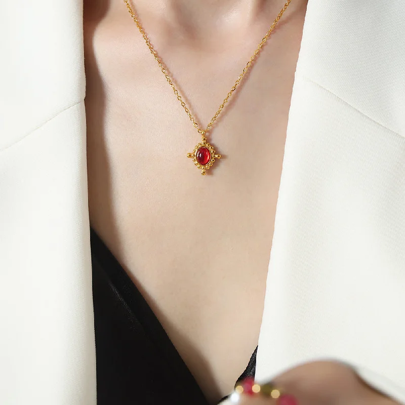 Gold Red Agate Necklace