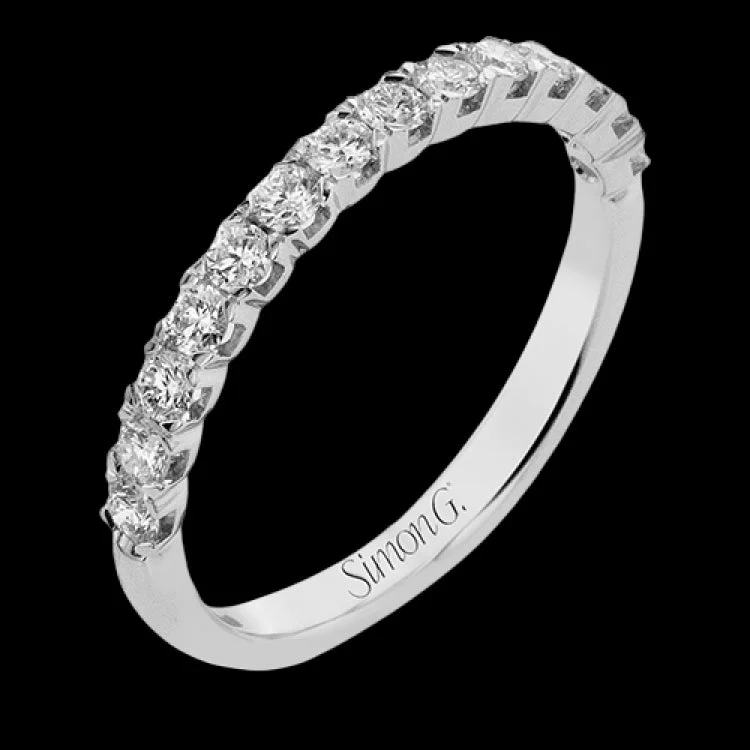 Women’s diamond-studded halo engagement ring-LR3293-B WEDDING SET