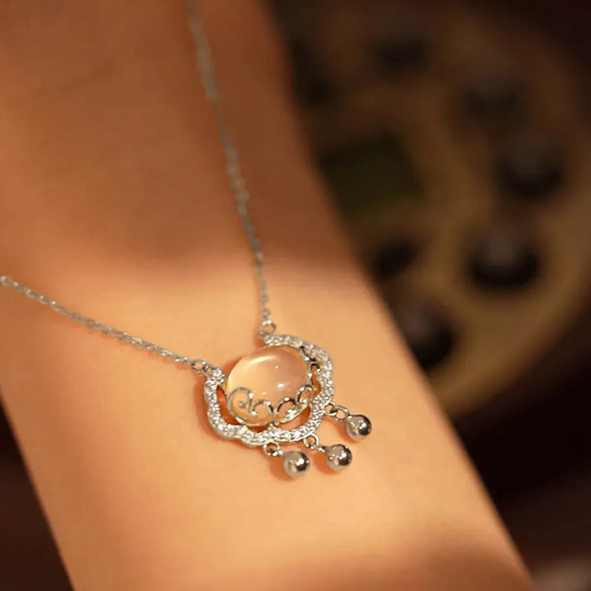 Women’s wedding day necklace-New 925 Silver Clavicle Chain Auspicious Clouds And Peace Ful Lock Necklace Female