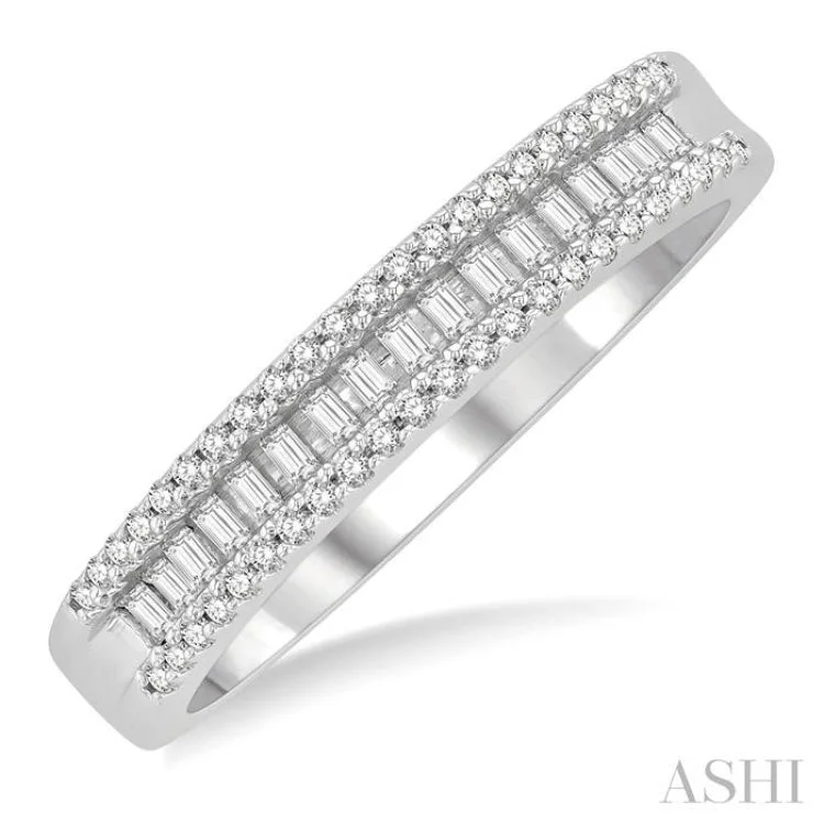 Women’s minimalistic engagement ring-1/3 ctw Baguette and Round Cut Diamond Stackable Fashion Band in 14K White Gold