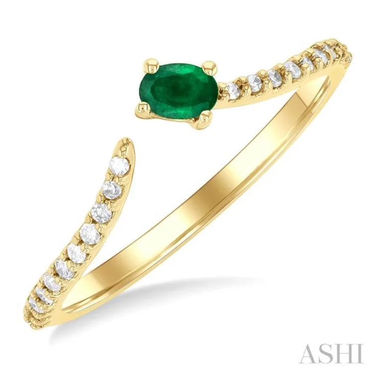 Women’s simple engagement ring-4X3 MM Oval Cut Emerald and 1/10 ctw Petite Round Cut Diamond Precious Fashion Ring in 10K Yellow Gold