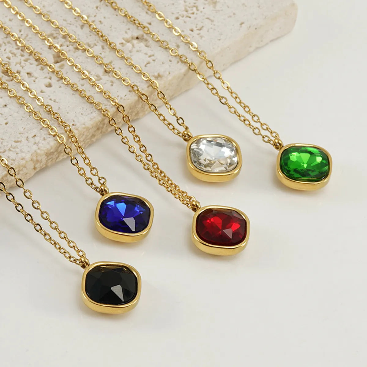 Women’s matching gold necklace-Fashion Round Titanium Steel Plating Inlay Zircon Pendant Necklace 1 Piece