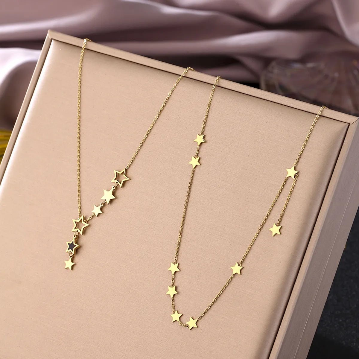 Women’s personalized charm necklace-Ig Style Simple Style Star Titanium Steel Plating 18k Gold Plated Pendant Necklace