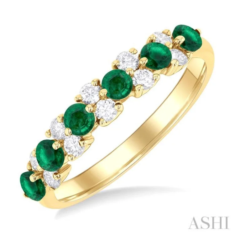 Women’s antique-style engagement ring-2.7 MM Emerald and 1/3 ctw Round Cut Diamond Precious Band in 14K Yellow Gold