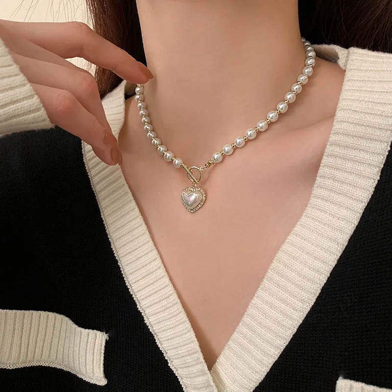 25# Necklace-White Pearl Heart