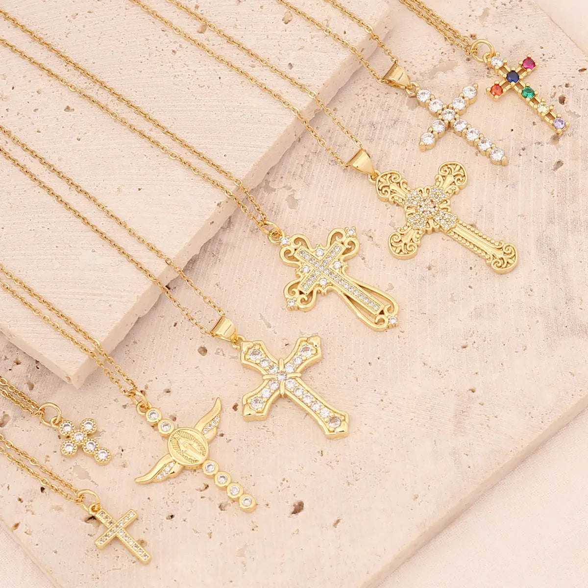 Women’s layered necklace-New Copper Micro-set Zircon Cross Necklace Hip-hop 18k Gold Pendant Virgin Necklace