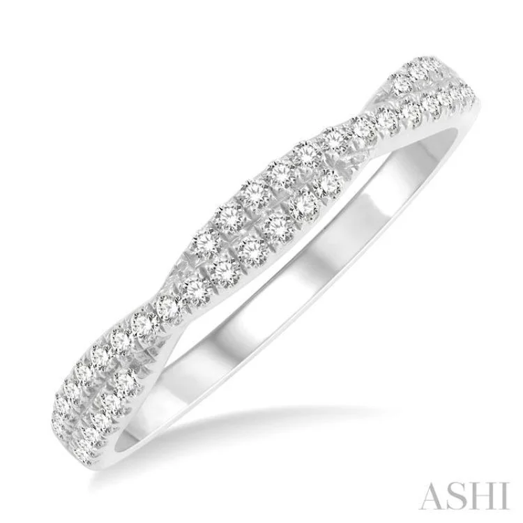 Women’s antique-style engagement ring-1/4 ctw Twisted Round Cut Diamond Wedding Band in 14K White Gold