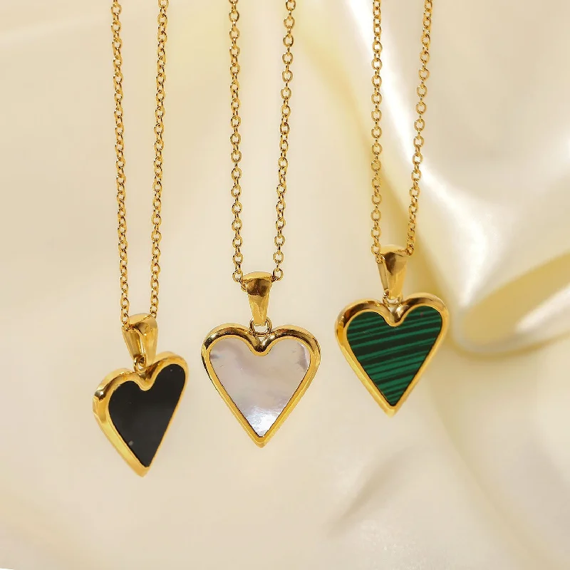 Women’s festive necklace-Simple Style Heart Stainless Steel Titanium Steel Plating Gold Plated Pendant Necklace