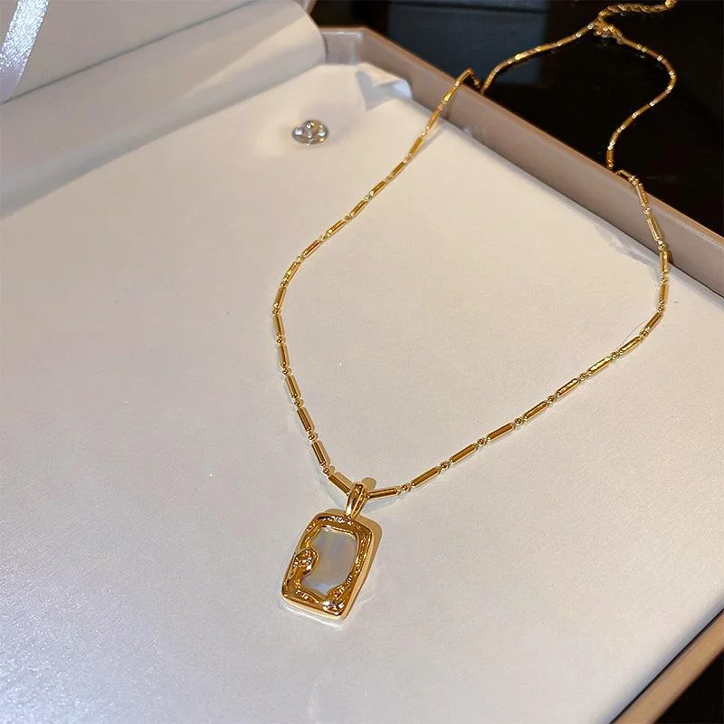 14# Necklace--Gold Square Necklace