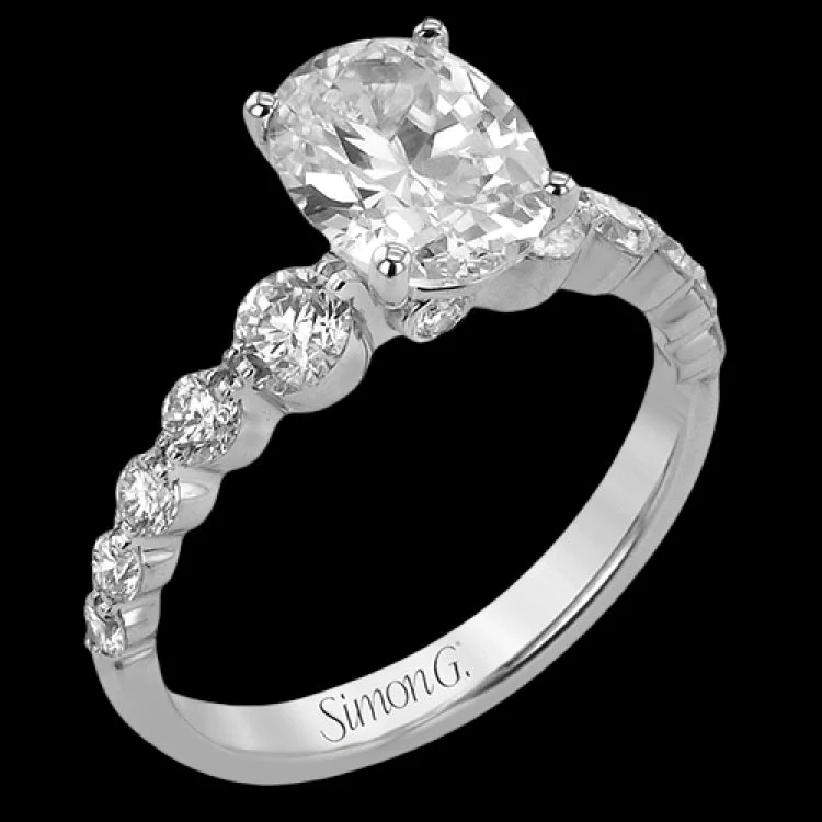 Women’s sparkling engagement ring-LR3202 ENGAGEMENT RING