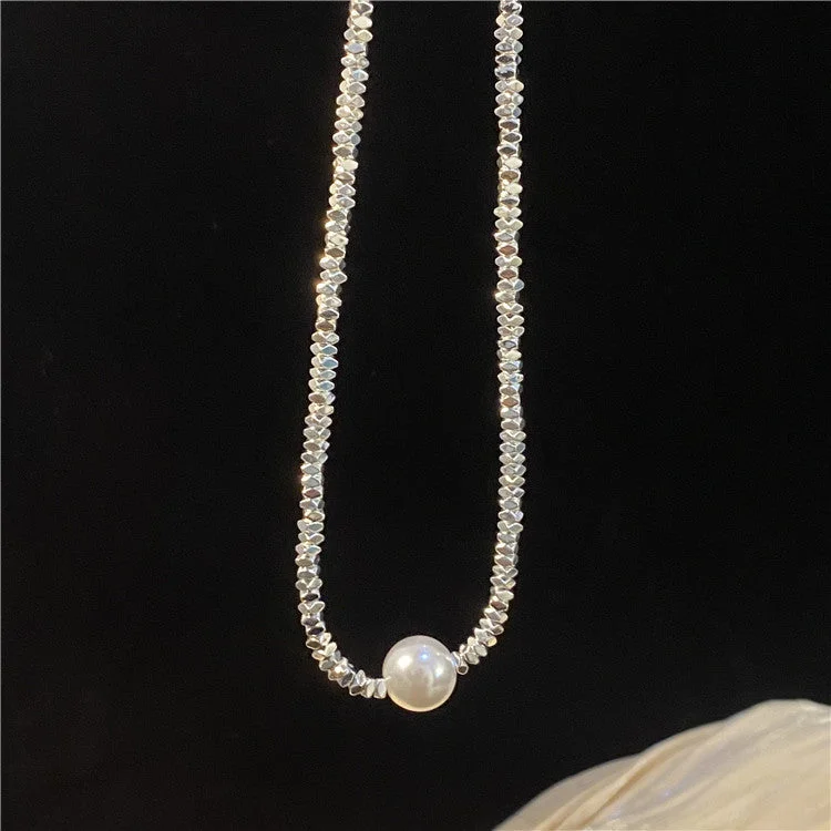 Small Pearl Necklace