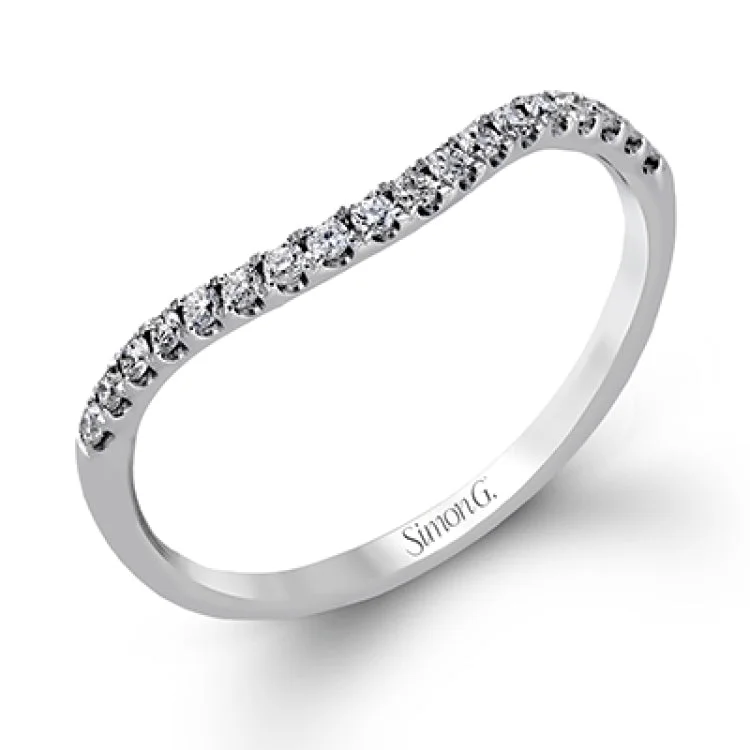 Women’s oval engagement ring-This lovely split shank engagement setting sparkles with .35 ctw of white diamonds.