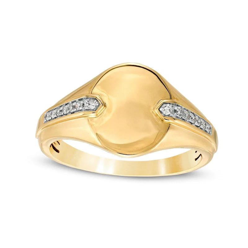 Women’s luxurious engagement ring-Men's 0.10 CT. T.W. Natural Diamond Chevron Shank Overlay Oval Signet Ring in Solid 10K Yellow Gold