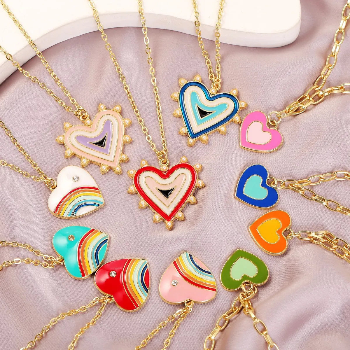 Women’s engraved necklace-Fashion Heart Shape Alloy Enamel Women's Pendant Necklace